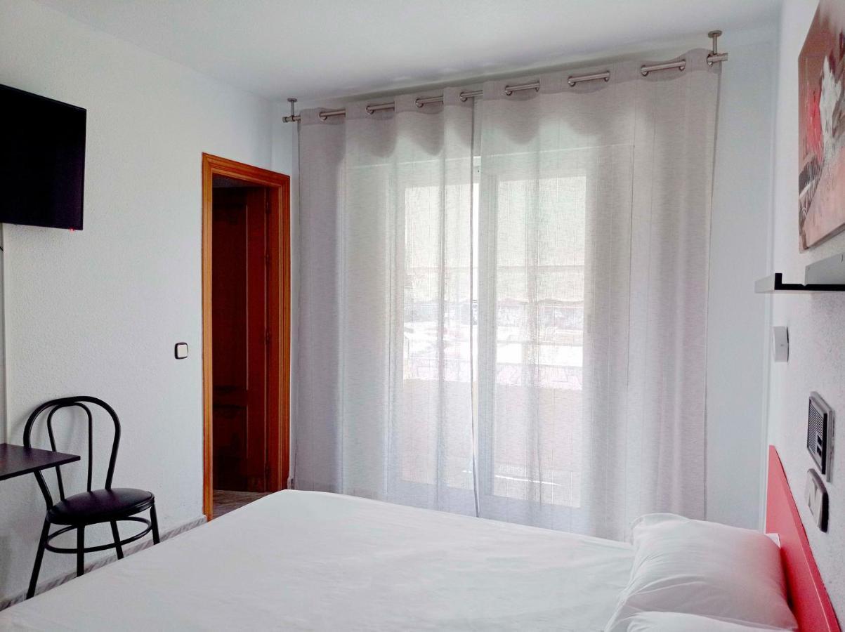 Hostal Lady Ana Maria Collado Villalba Eksteriør bilde